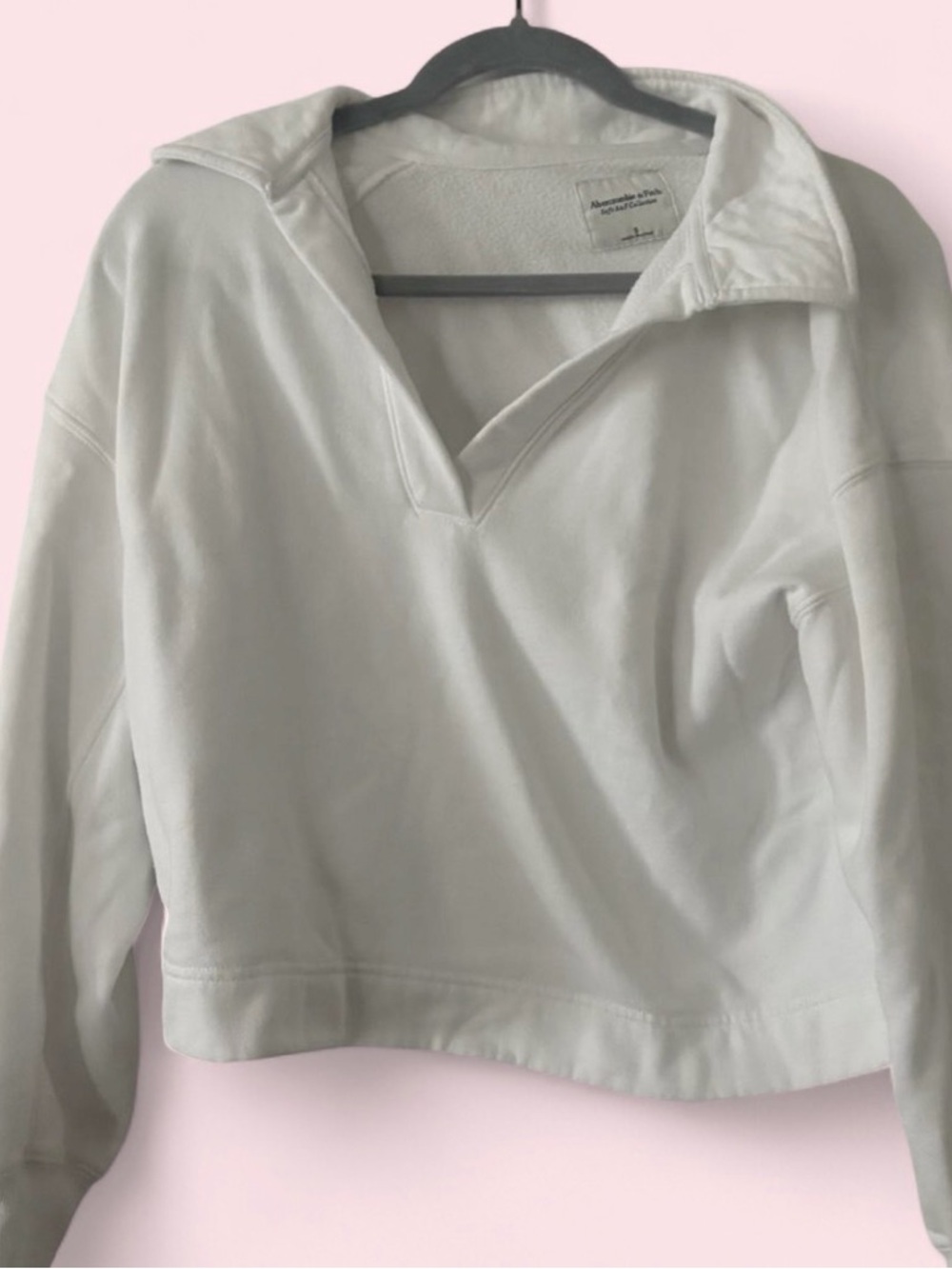 🤍 Abercrombie & Fitch White Collared Pullover Sweatshirt 🤍